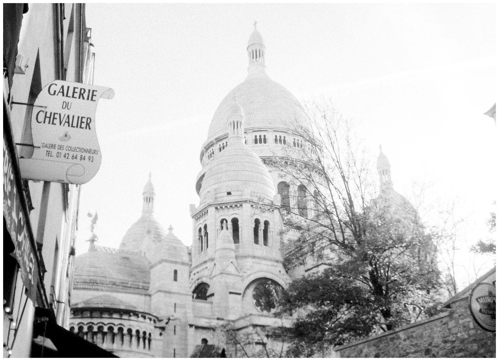 La Basilique du Sacré Cœur, black and white, Paris, France